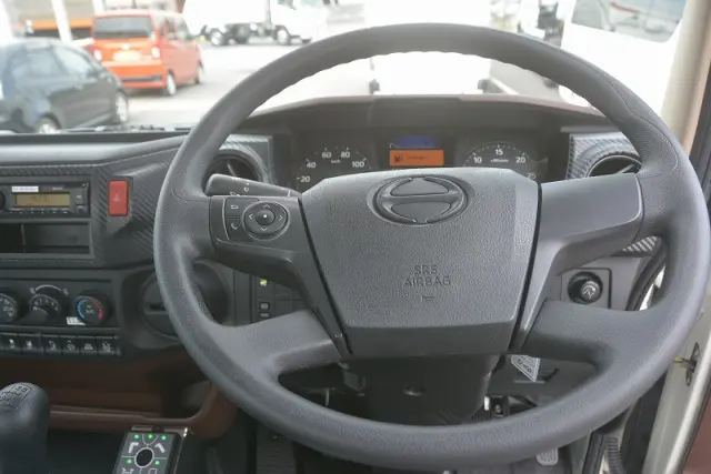 日野 レンジャー 2KG-FC2ABA(2WD)の写真28