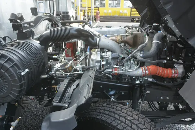 日野 レンジャー 2KG-FD2ABA(2WD)の写真15