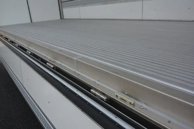 日野 レンジャー 2KG-FD2ABA(2WD)の写真21