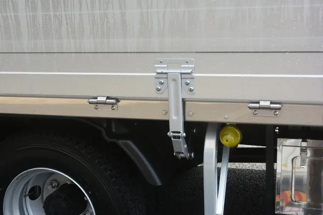 日野 レンジャー 2KG-FD2ABA(2WD)の写真23