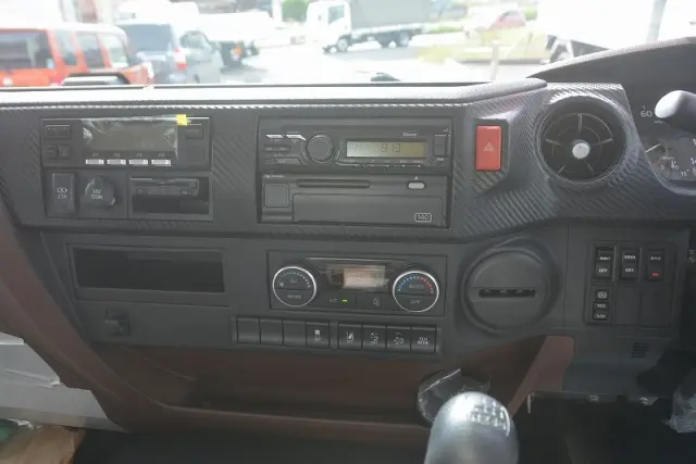 日野 レンジャー 2KG-FD2ABA(2WD)の写真35