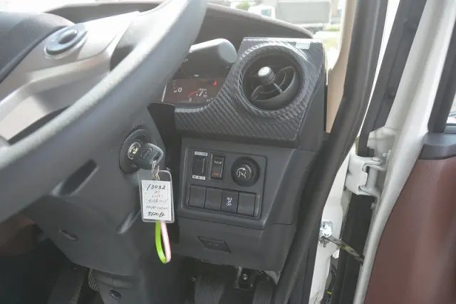 日野 レンジャー 2KG-FD2ABA(2WD)の写真37