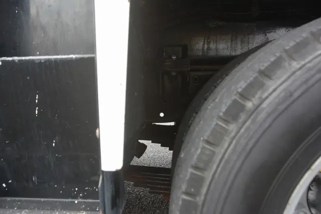 いすゞ エルフ TPG-NKR85AN(2WD)の写真11