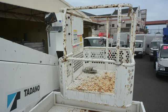 いすゞ エルフ TPG-NKR85AN(2WD)の写真19