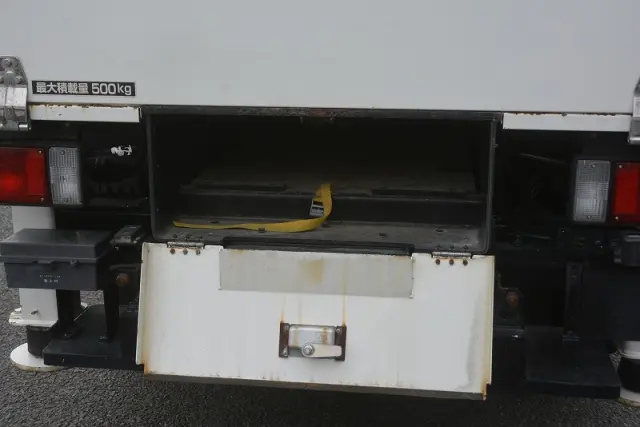 いすゞ エルフ TPG-NKR85AN(2WD)の写真24