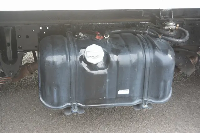 いすゞ エルフ TPG-NKR85AN(2WD)の写真25