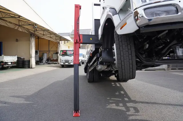 三菱 ファイター 2KG-FK62FZ(2WD)の写真15