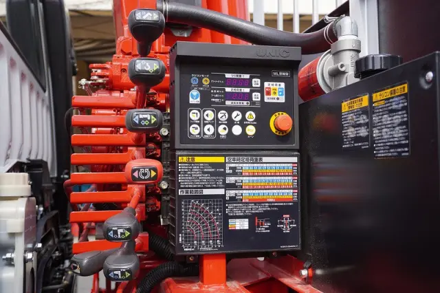 三菱 ファイター 2KG-FK62FZ(2WD)の写真24