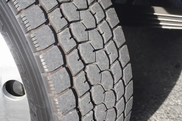 三菱 ファイター 2KG-FK62FZ(2WD)の写真9