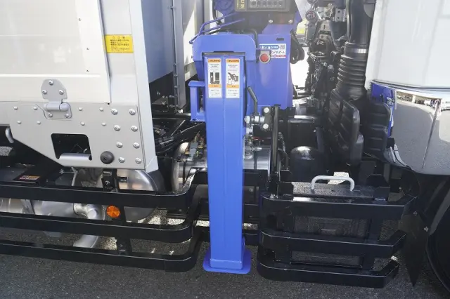 三菱 ファイター 2KG-FK62FZ(2WD)の写真25