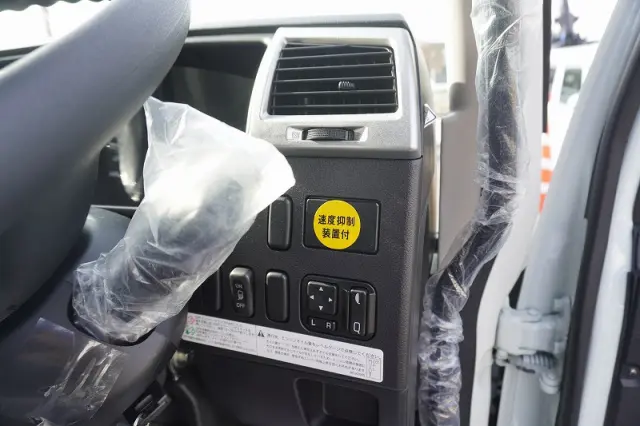 三菱 ファイター 2KG-FK62FZ(2WD)の写真38