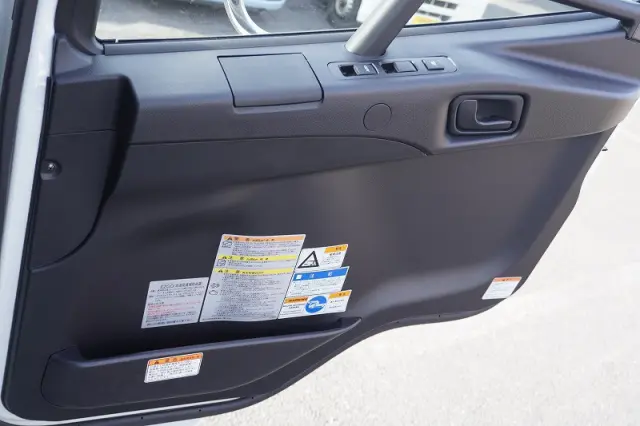 三菱 ファイター 2KG-FK62FZ(2WD)の写真41