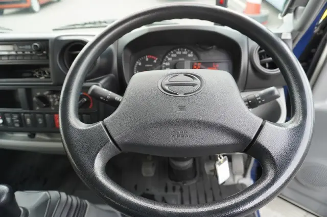 日野 デュトロ TKG-XZU655M(2WD)の写真31