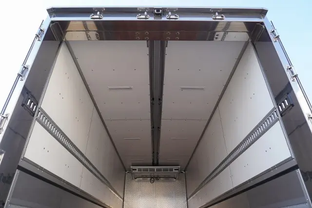 三菱 ファイター 2KG-FK62F(2WD)の写真25