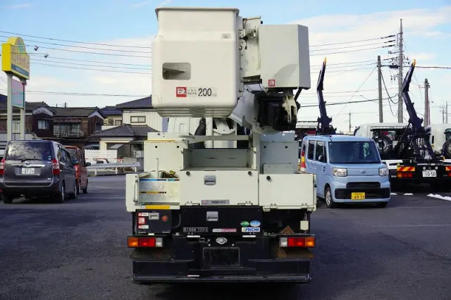 三菱 キャンター TPG-FEA50(2WD)の写真4