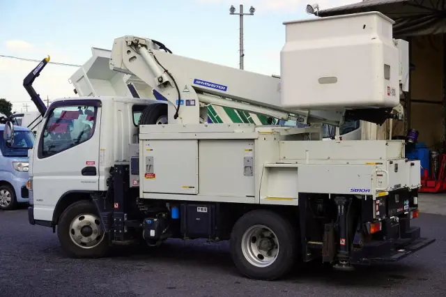 三菱 キャンター TPG-FEA50(2WD)の写真7