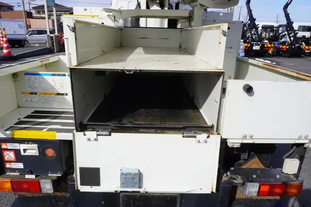 三菱 キャンター TPG-FEA50(2WD)の写真21