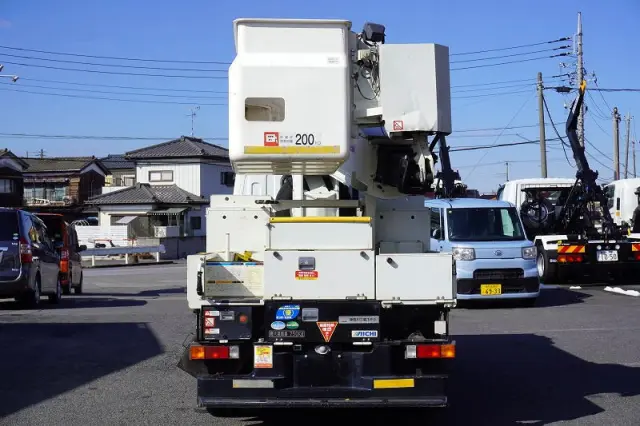 三菱 キャンター TPG-FEA50(2WD)の写真4