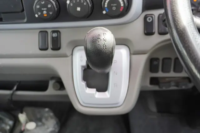 三菱 キャンター TPG-FEA50(2WD)の写真39