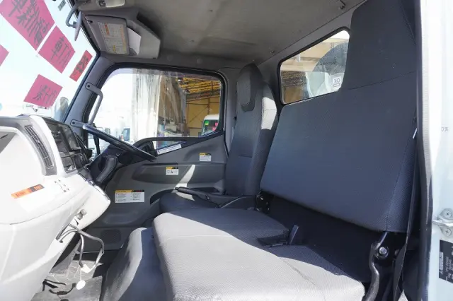 三菱 キャンター TPG-FEA50(2WD)の写真47