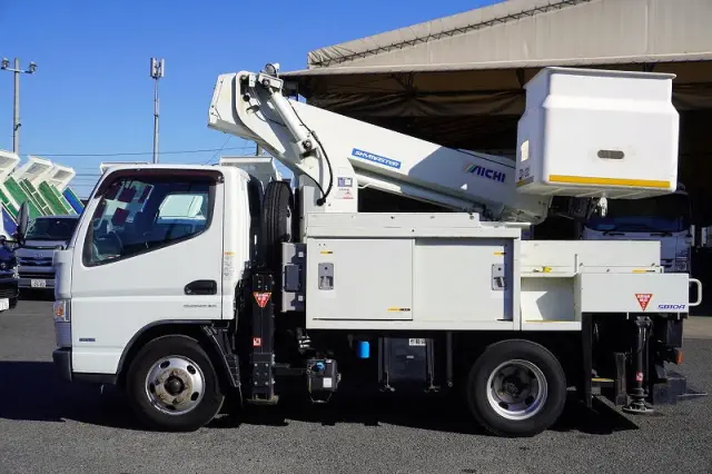 三菱 キャンター TPG-FEA50(2WD)の写真3