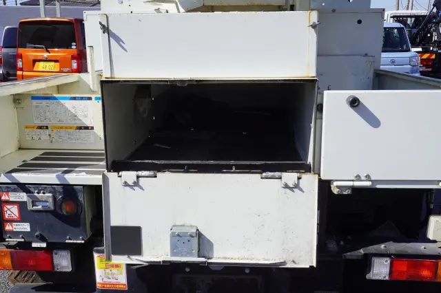 三菱 キャンター TPG-FEA50(2WD)の写真21