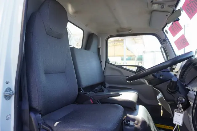 三菱 キャンター TPG-FEA50(2WD)の写真44