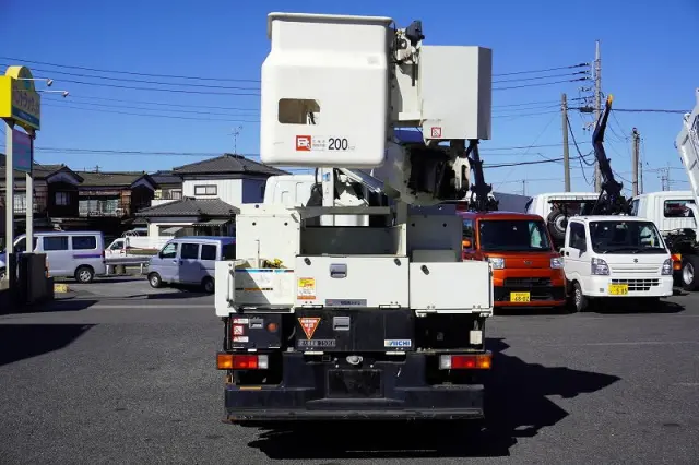 三菱 キャンター TPG-FEA50(2WD)の写真4