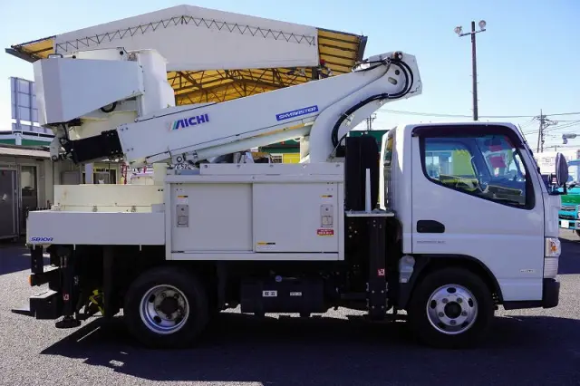 三菱 キャンター TPG-FEA50(2WD)の写真5