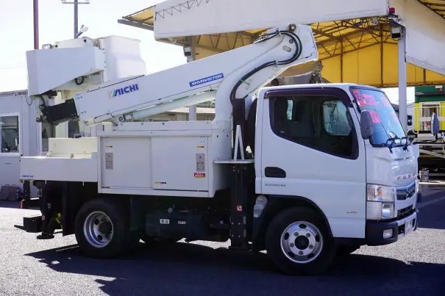 三菱 キャンター TPG-FEA50(2WD)の写真6