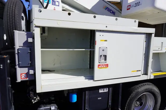 三菱 キャンター TPG-FEA50(2WD)の写真18