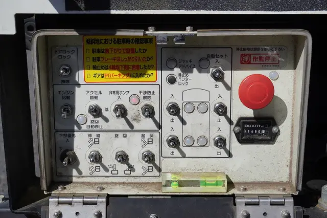 三菱 キャンター TPG-FEA50(2WD)の写真34