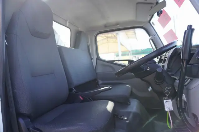 三菱 キャンター TPG-FEA50(2WD)の写真41