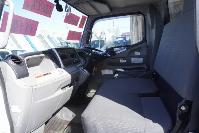 三菱 キャンター TPG-FEA50(2WD)の写真43