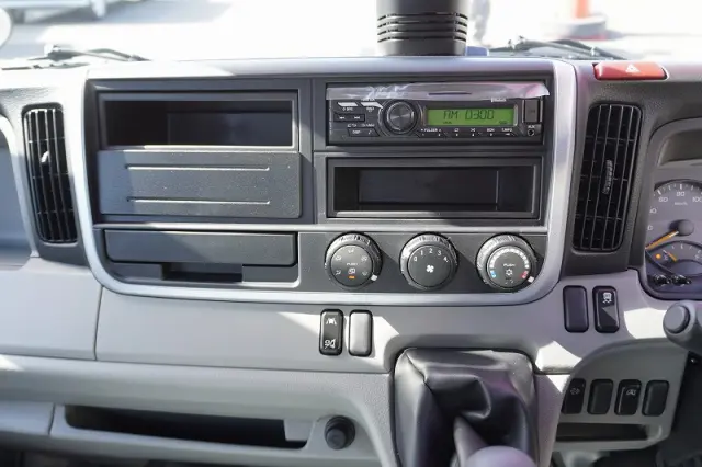 三菱 キャンター 2RG-FBA60(2WD)の写真27