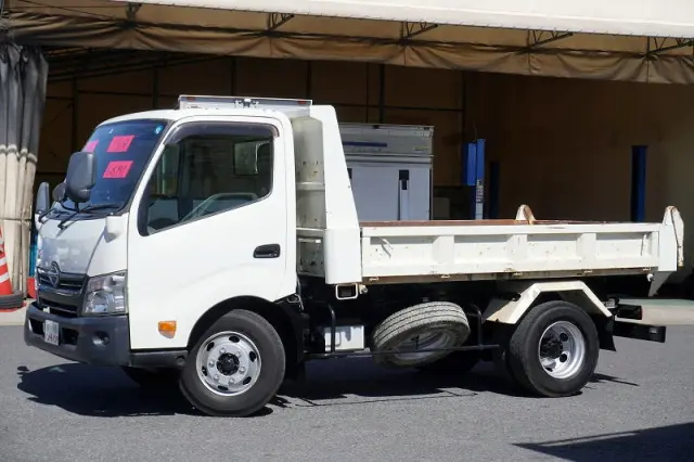 日野 デュトロ TKG-XZU700X(2WD)の写真1