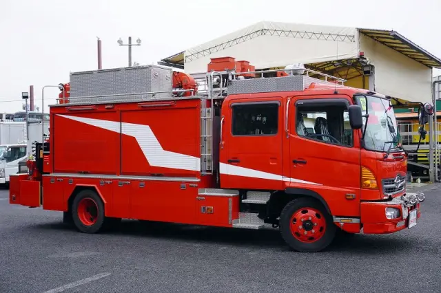 日野 レンジャー PB-GX7JGFA改(4WD)の写真6