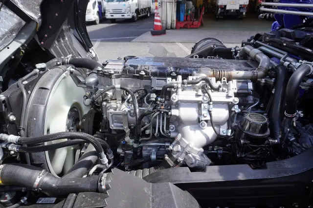 三菱 ファイター 2KG-FK62FZ(2WD)の写真14