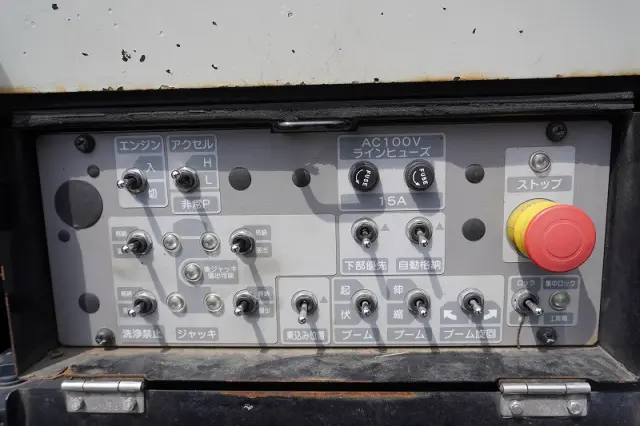 日野 デュトロ TPG-XZU600X(2WD)の写真33