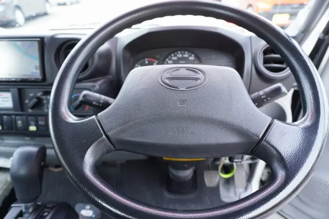 日野 デュトロ TPG-XZU600X(2WD)の写真35