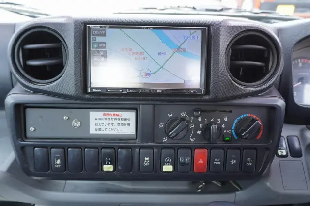 日野 デュトロ TPG-XZU600X(2WD)の写真37