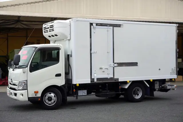 日野 デュトロ 2RG-XZU712M(2WD)の写真1