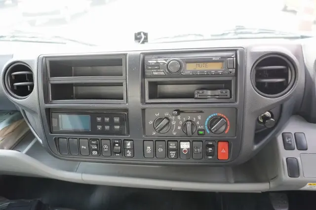 日野 デュトロ 2RG-XZU712M(2WD)の写真36