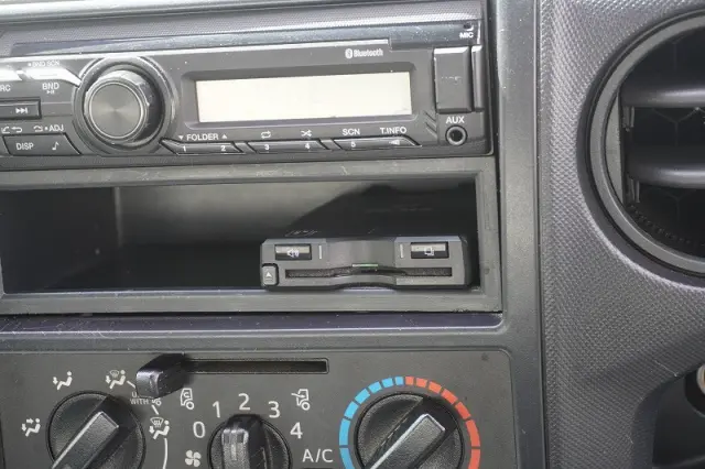 日野 デュトロ 2RG-XZU712M(2WD)の写真37