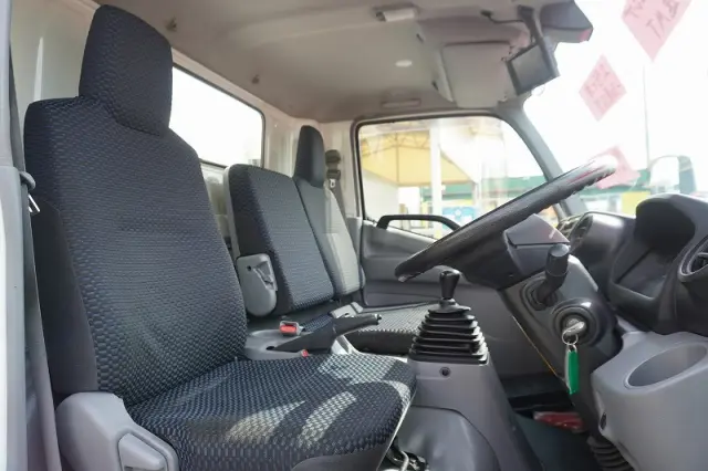 日野 デュトロ 2RG-XZU712M(2WD)の写真41