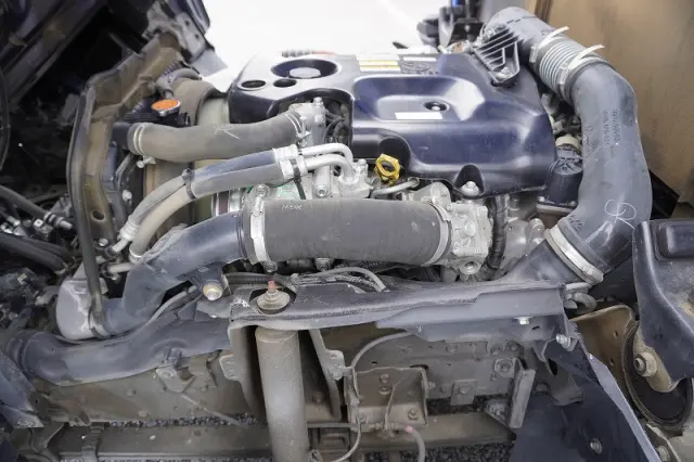 いすゞ エルフ TRG-NMR85R(2WD)の写真14