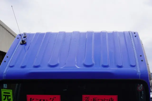 いすゞ エルフ TRG-NMR85R(2WD)の写真16