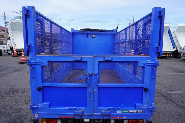 いすゞ エルフ TRG-NMR85R(2WD)の写真18