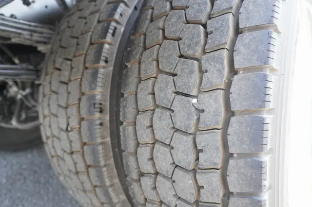 三菱 キャンター 2KG-FK62FZ(2WD)の写真10