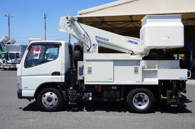 三菱 キャンター TPG-FEA50(2WD)の写真3